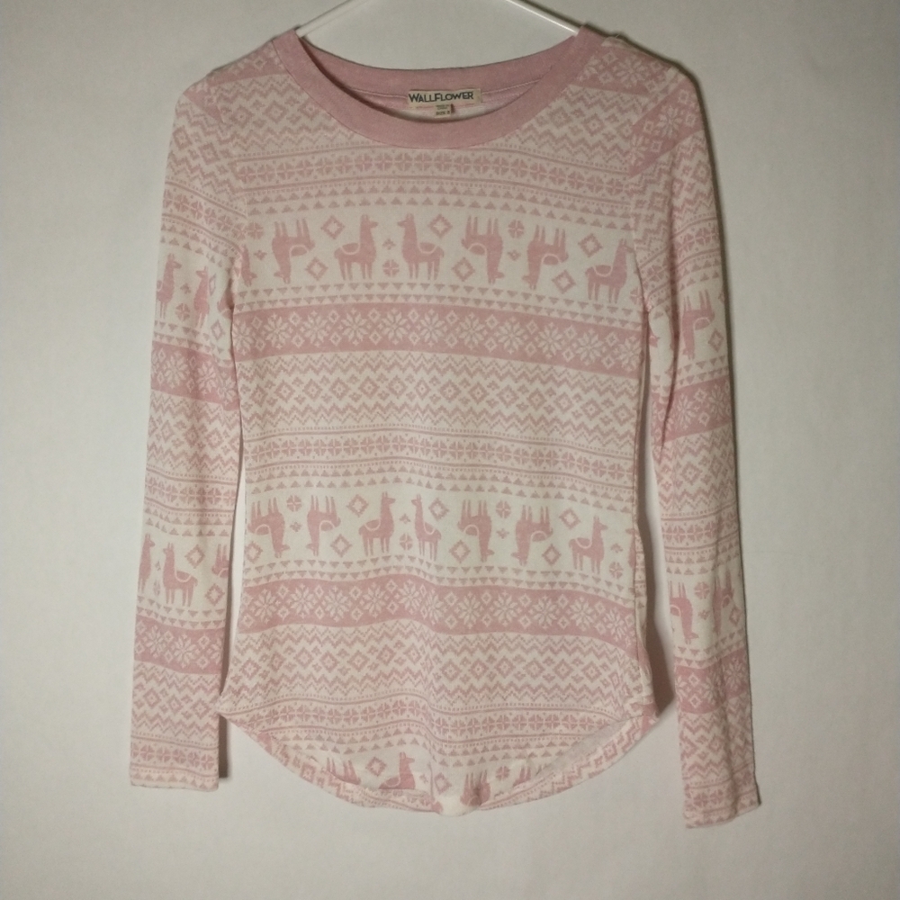 Wallflower women's long sleeve knit top size Small